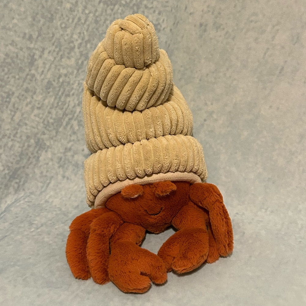 Jellycat Cream and Brown Hermit Crab Hat
HERMAN 🐚 HERMIT